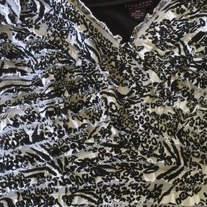 Like new! Great for Weddings dress!!